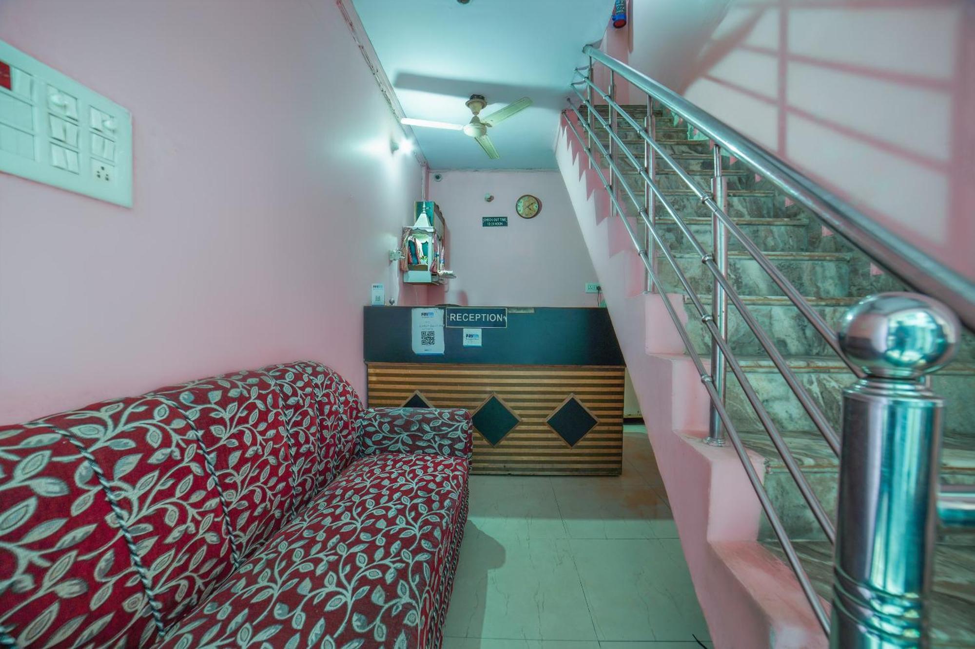 Rudrapur Spot On Komfort Guest House מראה חיצוני תמונה