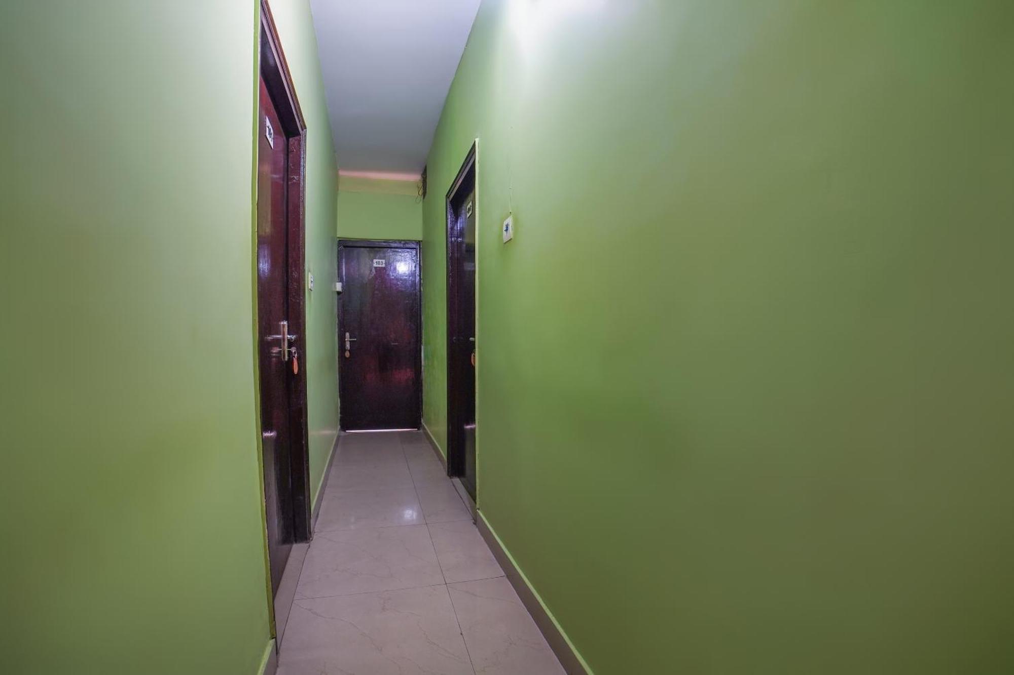 Rudrapur Spot On Komfort Guest House מראה חיצוני תמונה