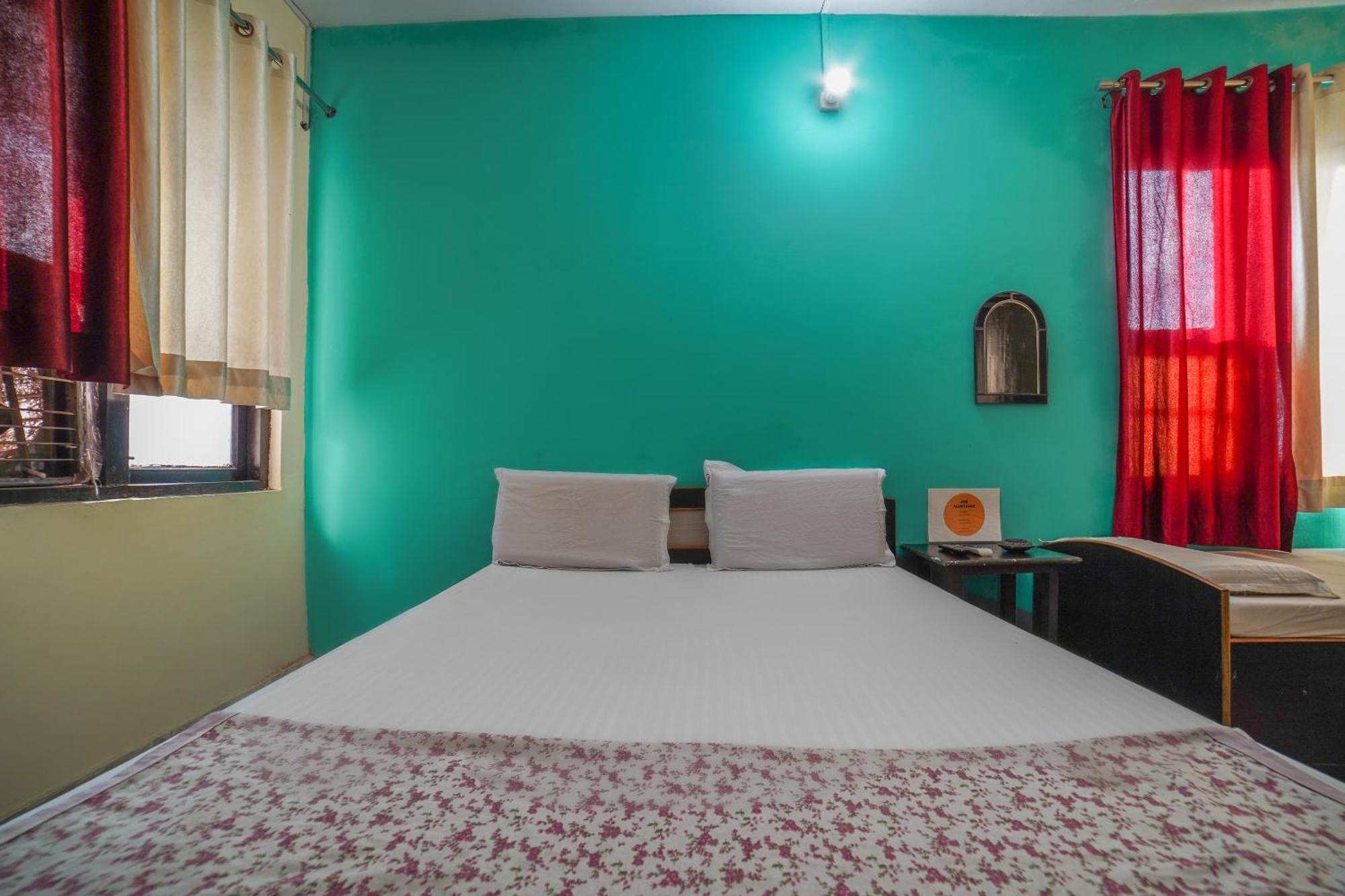 Rudrapur Spot On Komfort Guest House מראה חיצוני תמונה