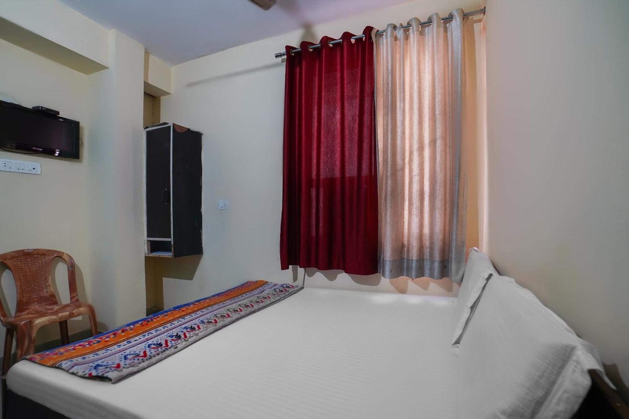 Rudrapur Spot On Komfort Guest House מראה חיצוני תמונה