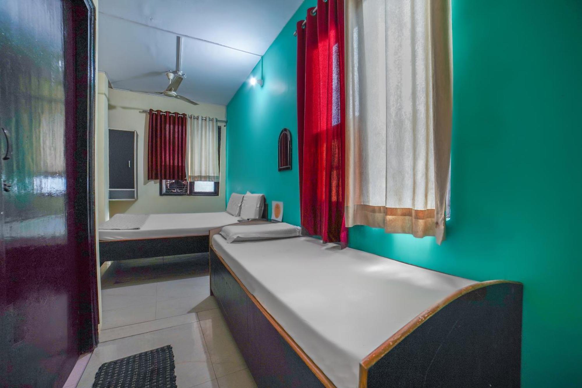 Rudrapur Spot On Komfort Guest House מראה חיצוני תמונה